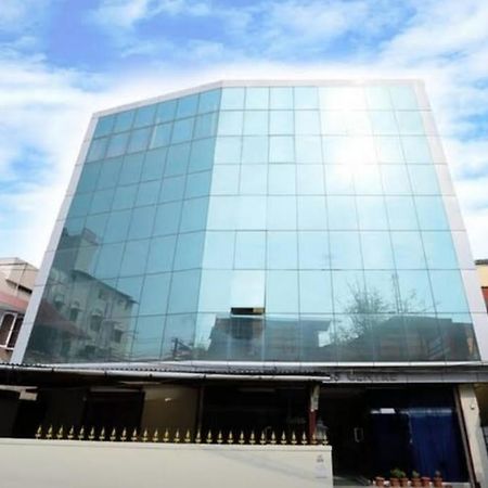 Hotel Gamas Inn Thiruvananthapuram Bagian luar foto