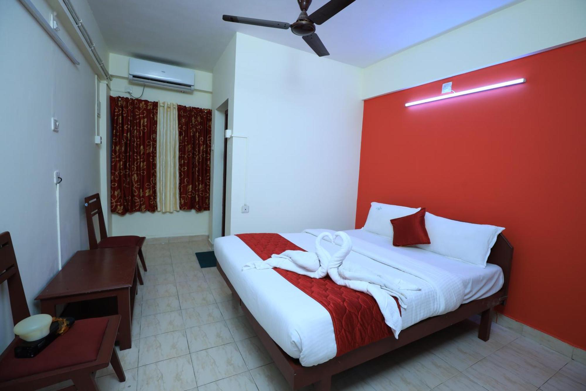 Hotel Gamas Inn Thiruvananthapuram Bagian luar foto