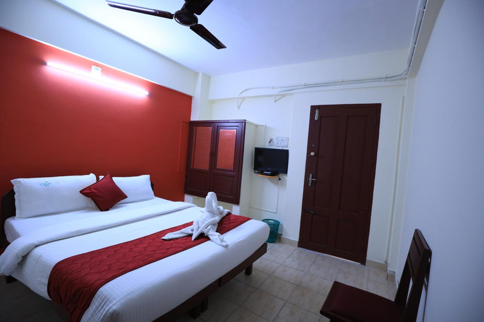 Hotel Gamas Inn Thiruvananthapuram Bagian luar foto