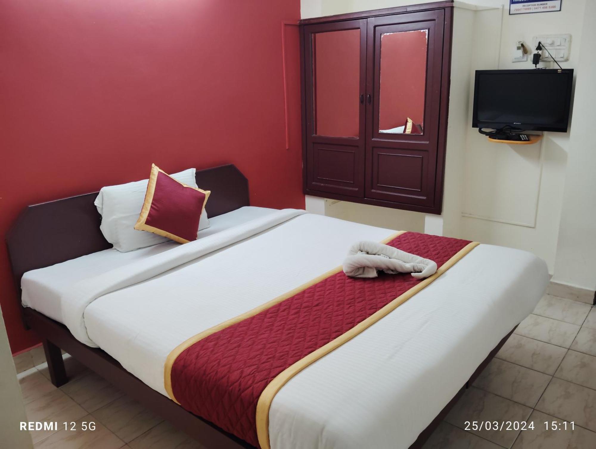 Hotel Gamas Inn Thiruvananthapuram Bagian luar foto