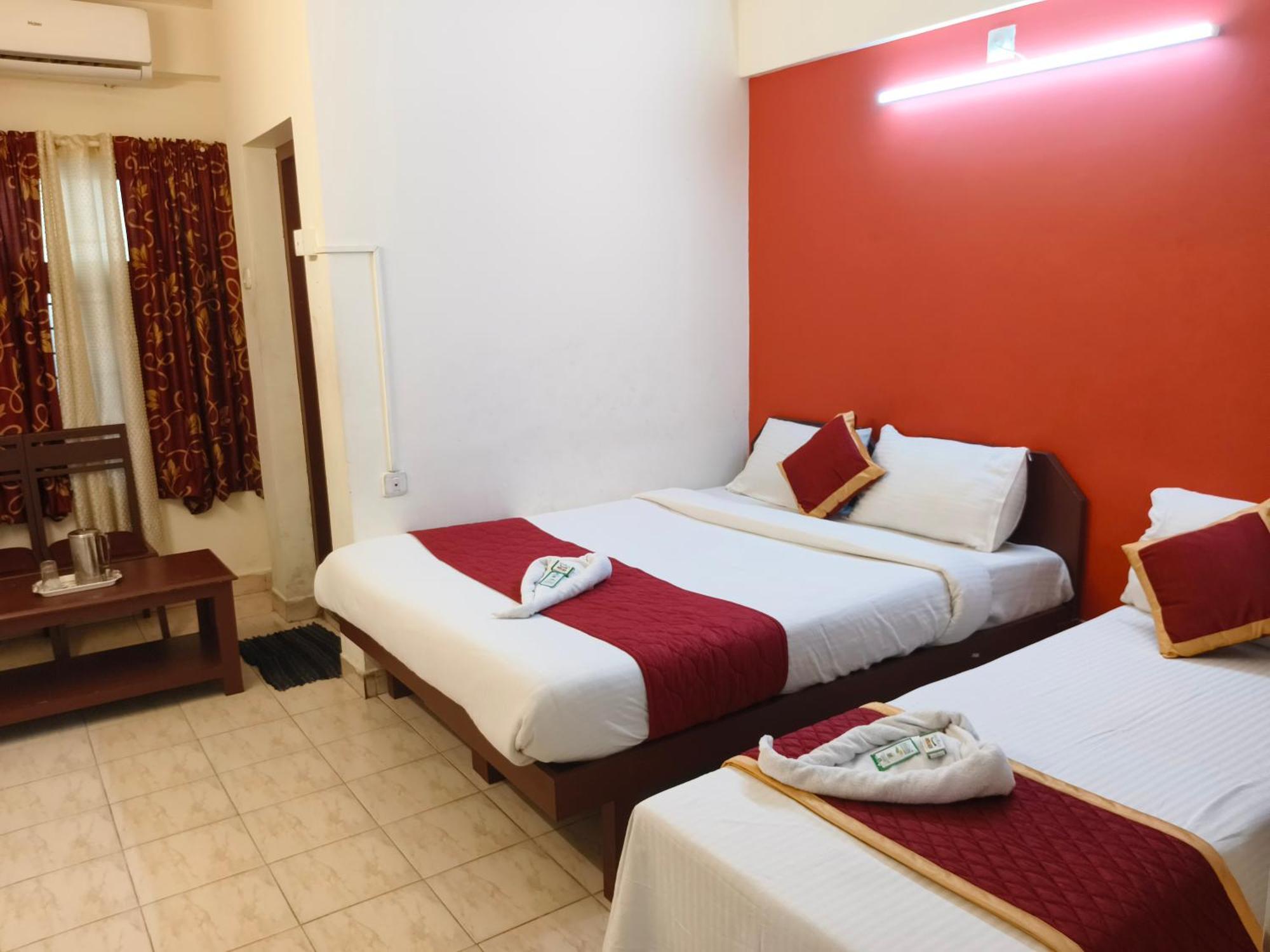 Hotel Gamas Inn Thiruvananthapuram Bagian luar foto